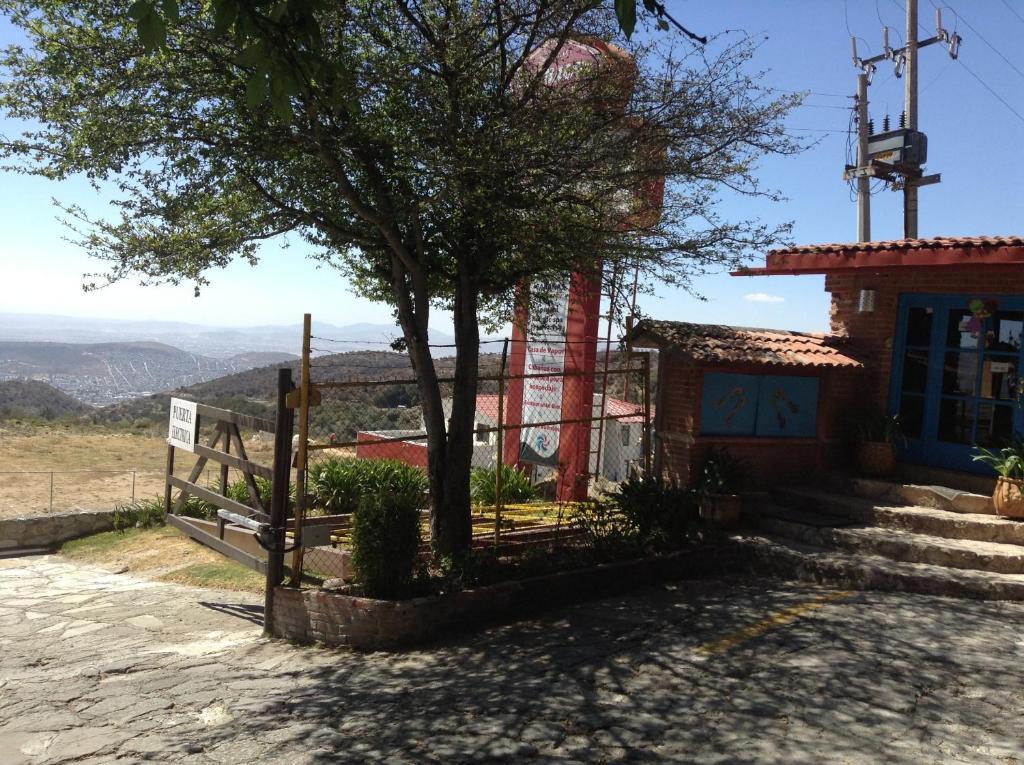 Hotel Villa Alpina El Chalet Pachuca Exterior photo